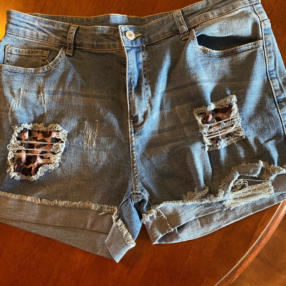 Jean short